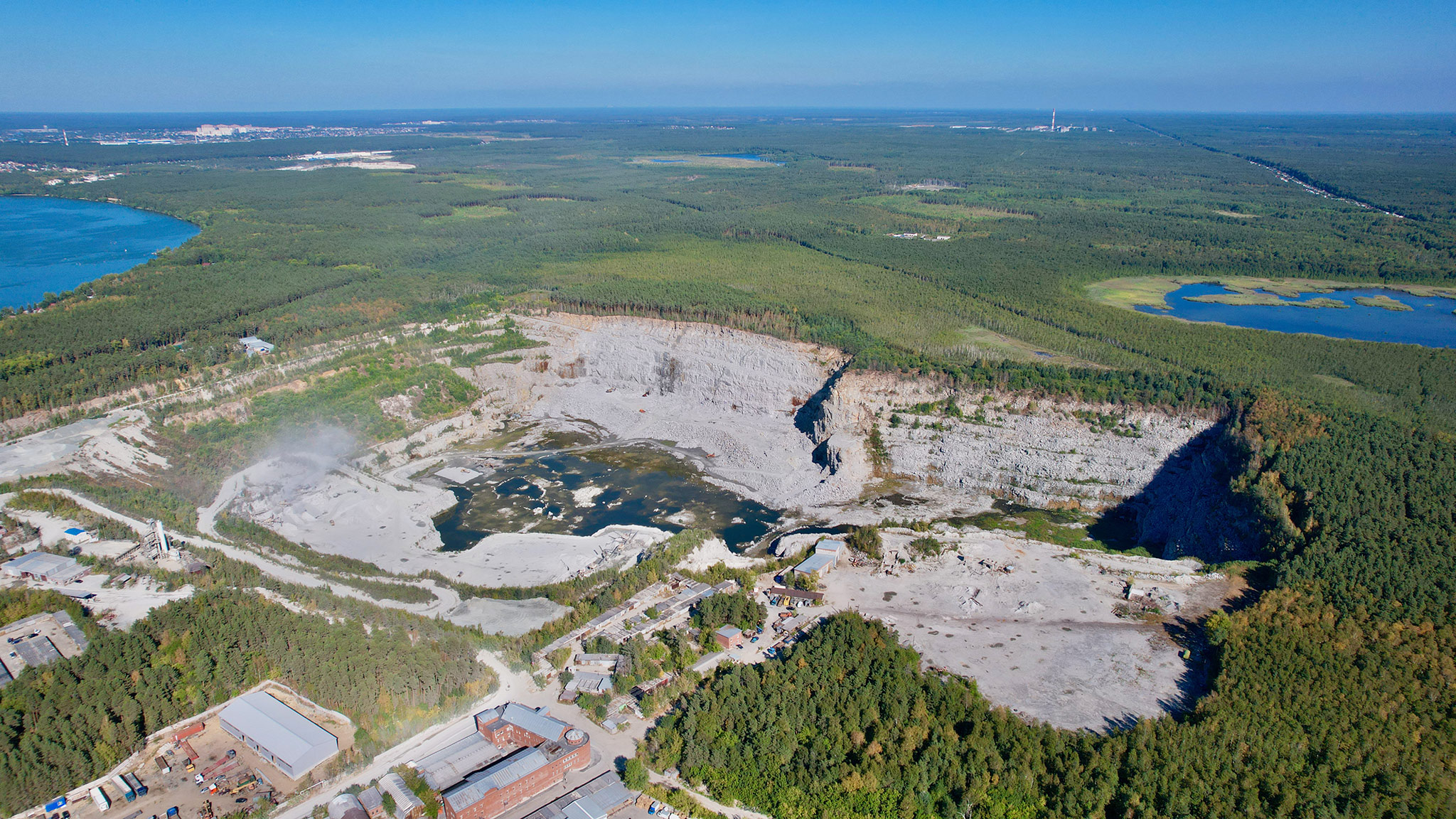 Шарташский гранитный карьер, Екатеринбург (Shartash Granite Quarry, Yekaterinburg)